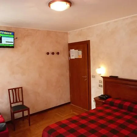 Al Caminetto Hotel 2*