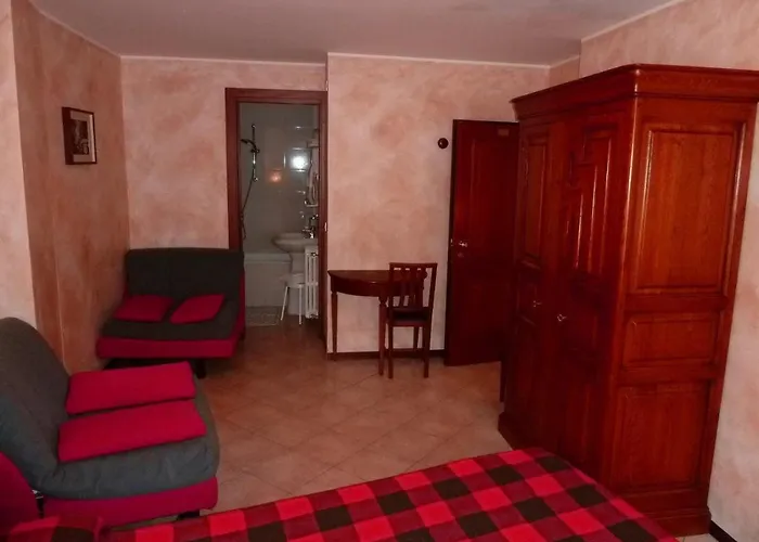 Al Caminetto מלון ואלטורננקה